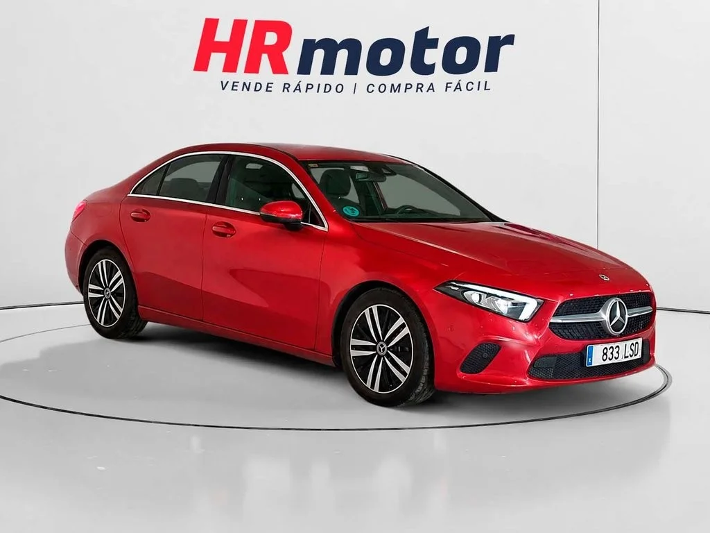 MERCEDES-BENZ Clase A A 180d Sedán 8G-DCT