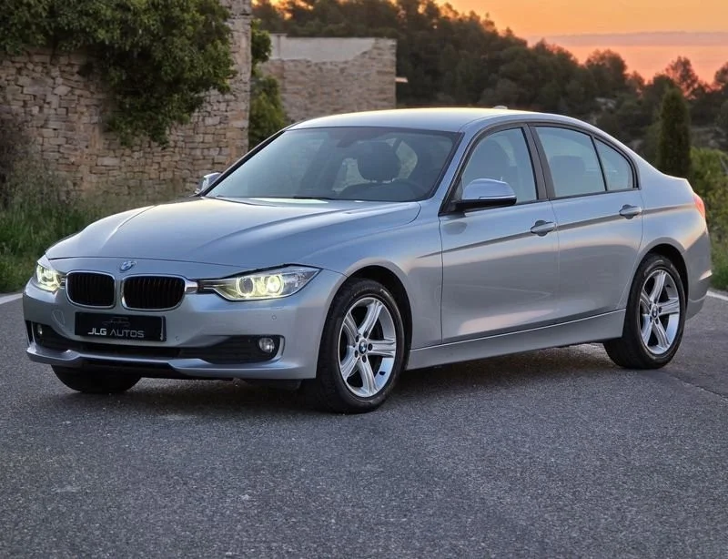 BMW Serie 3 E90 318d 143 4p