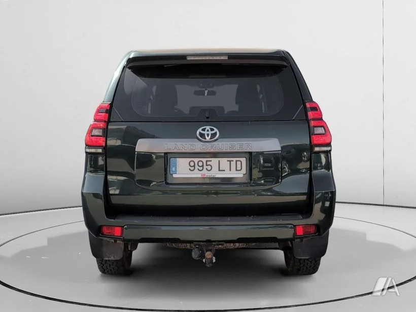 TOYOTA Land Cruiser Land Cruiser D-4D GX