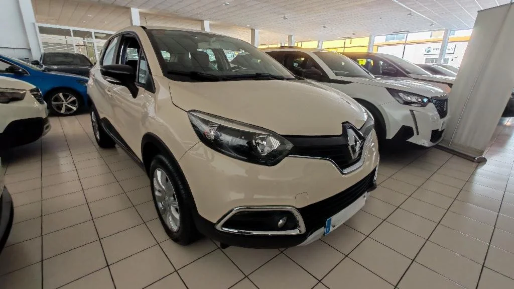 RENAULT Captur CAPTUR 0.9 GASOLINA 90 5P MONOVOLUMEN (MN)