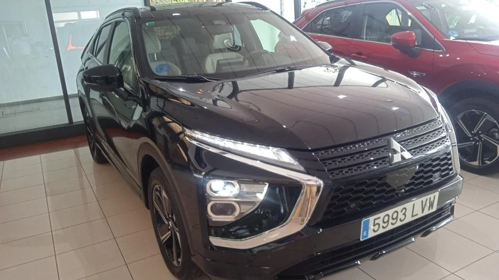 MITSUBISHI Eclipse Cross Eclipse Cross PHEV Kaiteki + 4WD