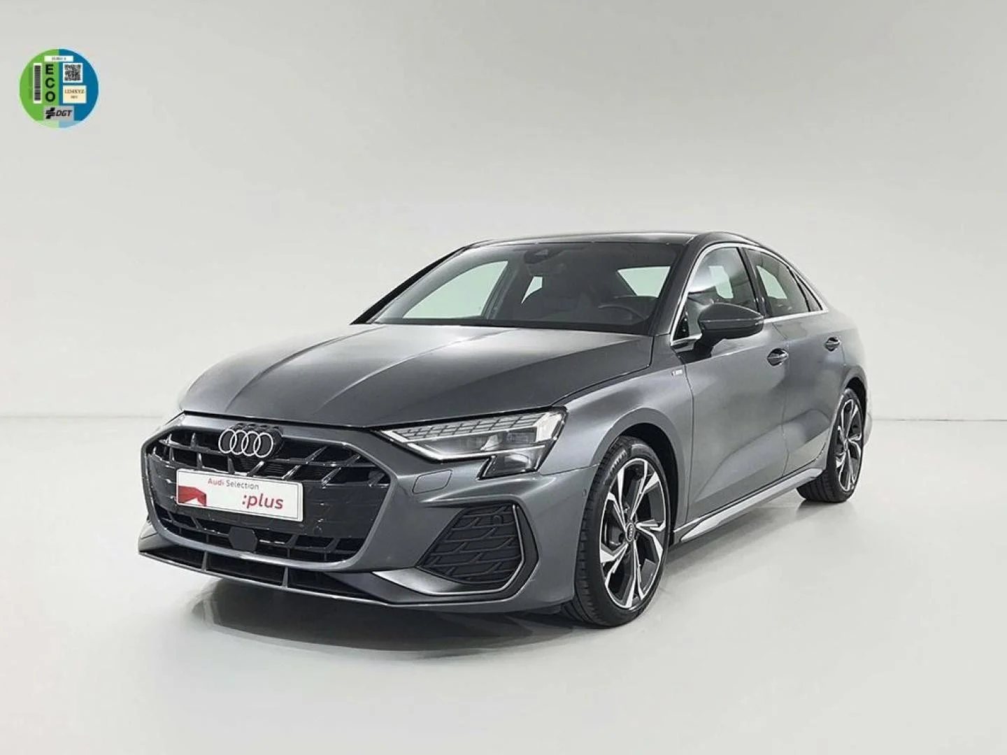 AUDI A3 A3 Sedán TFSI S line S tronic 110kW