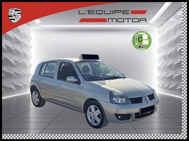 RENAULT Clio Clio 1.2 16v Authentique
