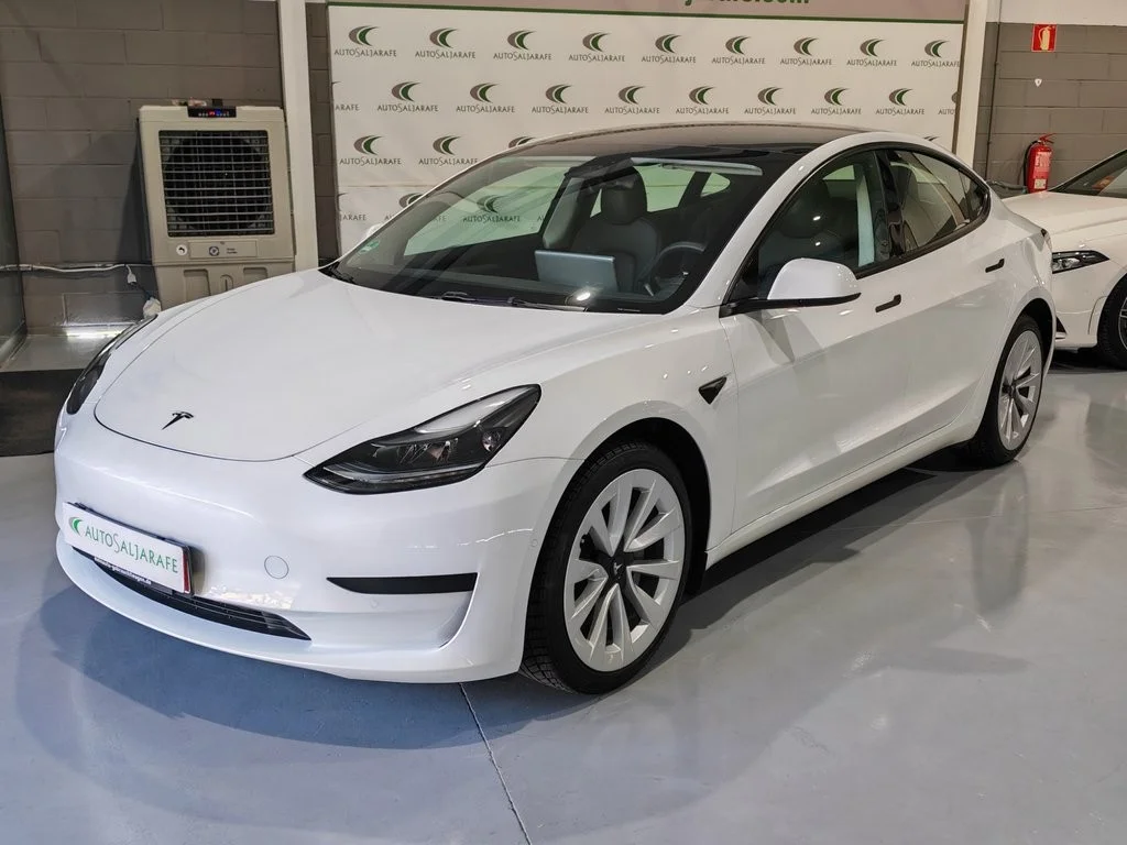 TESLA Model 3 Model 3 RWD