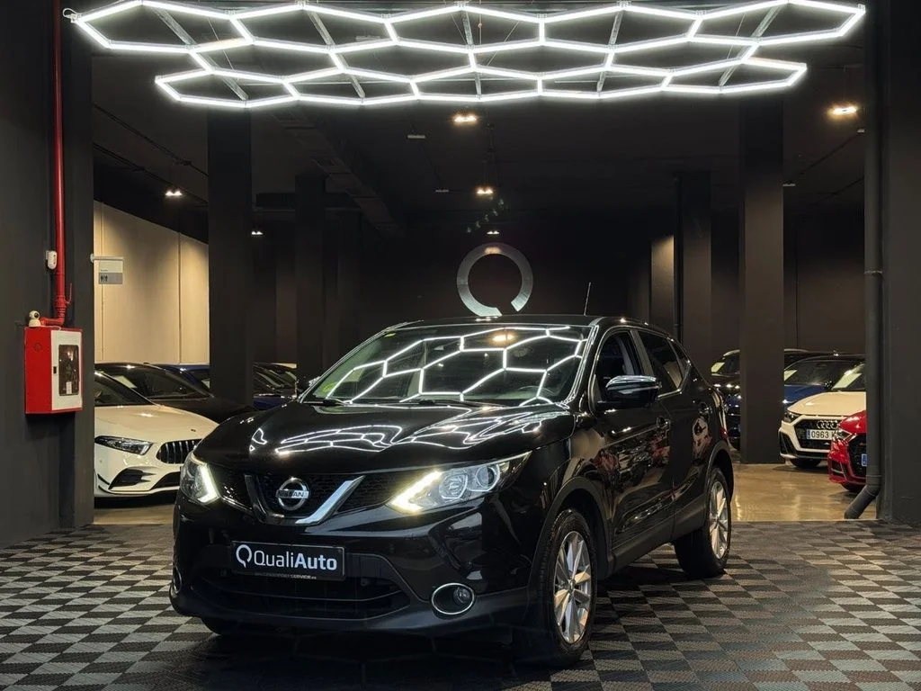 NISSAN Qashqai Qashqai 1.6dCi N-Connecta 4x2 XTronic