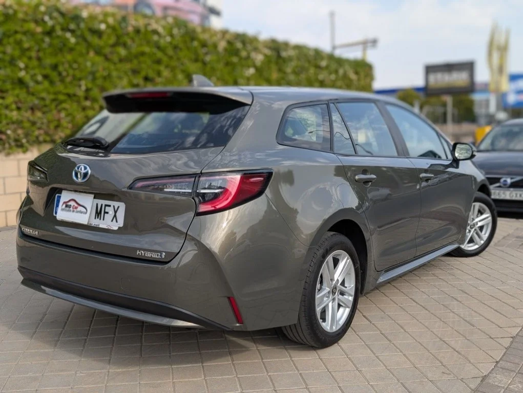 TOYOTA Corolla Corolla Touring Sports 140H Business