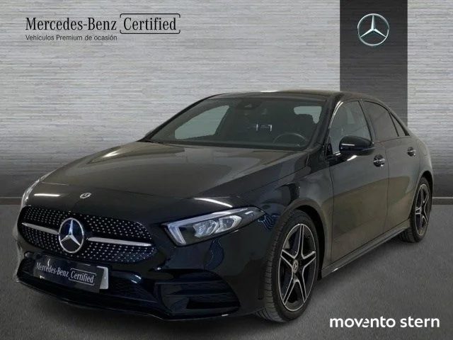 MERCEDES-BENZ Clase A A 200d Sedán 8G-DCT