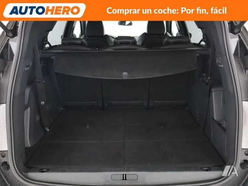 PEUGEOT 5008 1.5 Blue-HDi GT Line