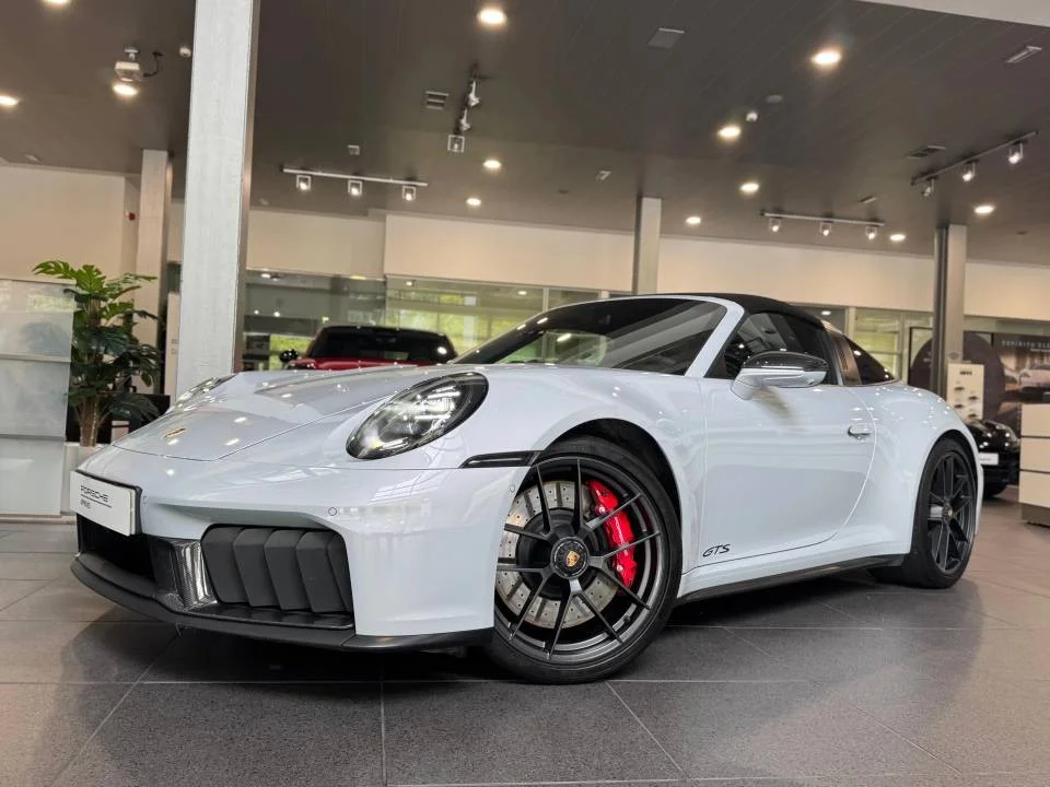 PORSCHE 911 911 Targa 4 GTS