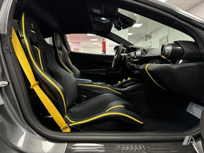 FERRARI 812 812 Superfast