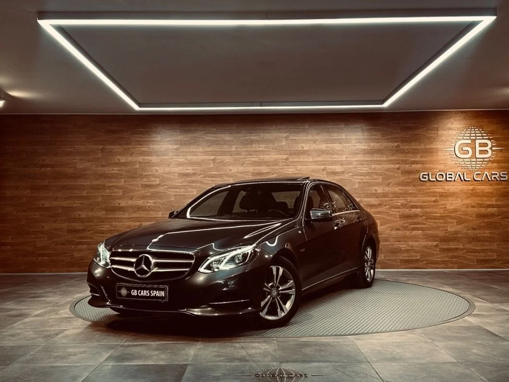 MERCEDES-BENZ Clase E E 300 BT Hybrid Avantgarde 7G Plus