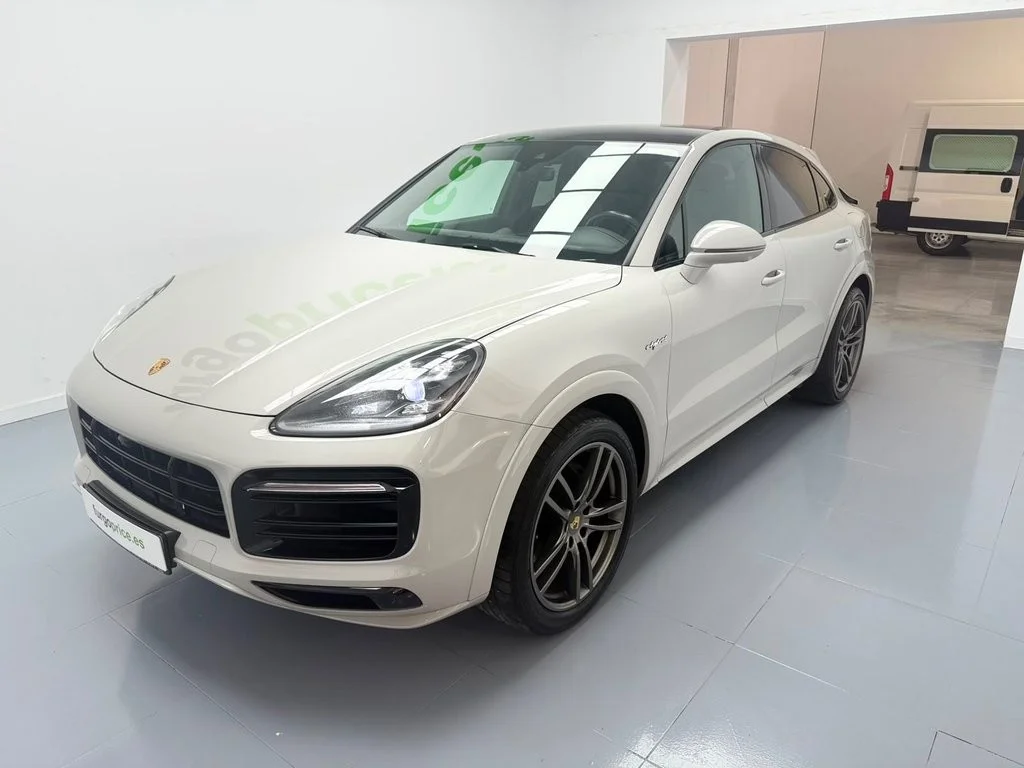 PORSCHE Cayenne E-Hybrid