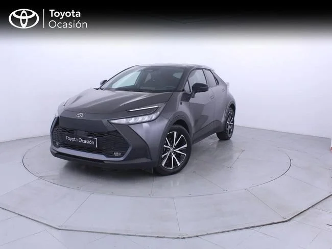 TOYOTA C-HR Advance Hybrid 140