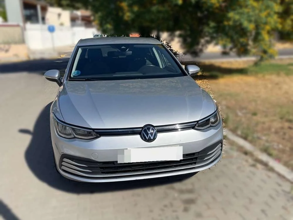 VOLKSWAGEN Golf 1.0 eTSI Life DSG 81kW