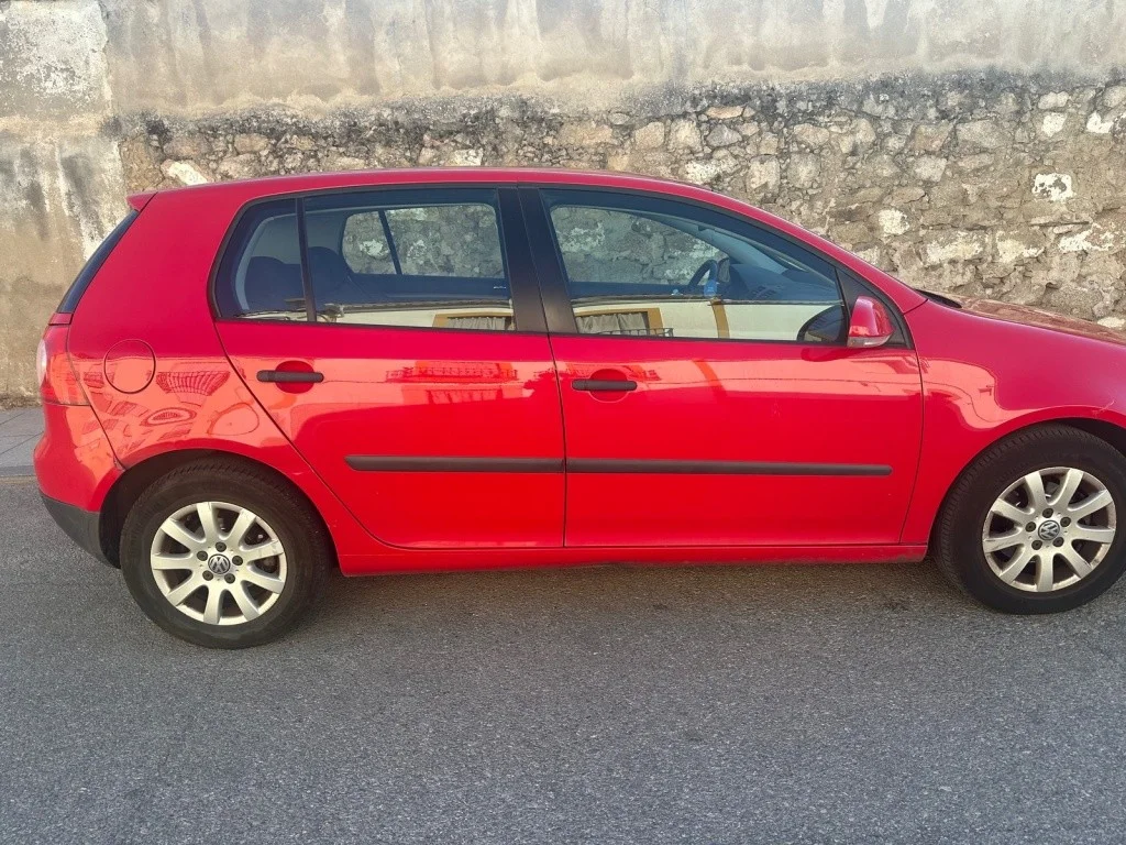 VOLKSWAGEN Golf Golf 1.9TDI Sportline 105