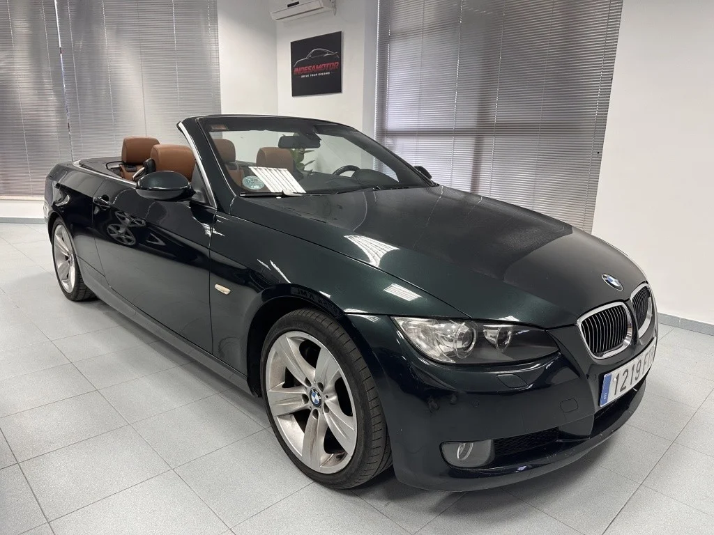 BMW Serie 3 330i Cabrio Aut.