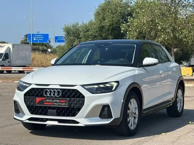 AUDI A1 Citycarver A1 Citycarver 30 TFSI S tronic