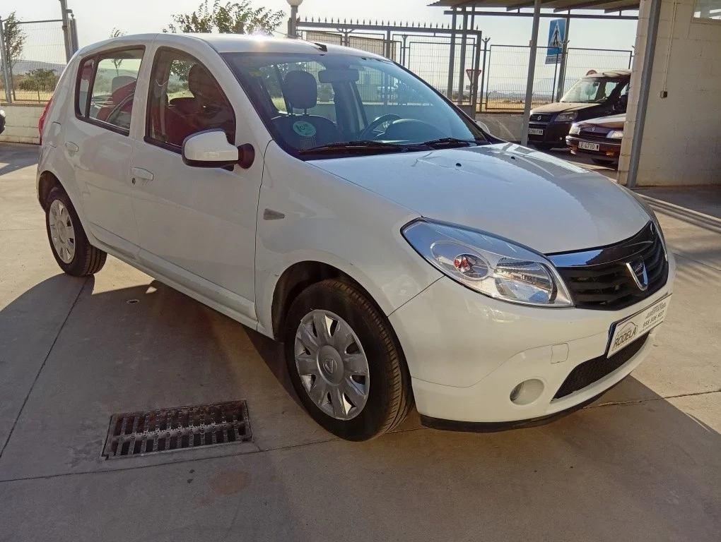 DACIA Sandero Sandero 1.2 Laureate Music