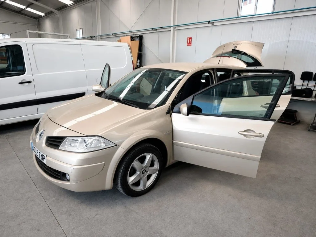 RENAULT Mégane Mégane 1.4 Confort Authentique