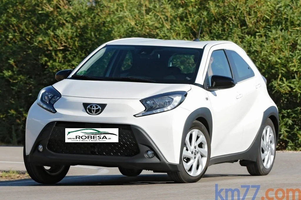 TOYOTA Aygo Aygo 70 x-play