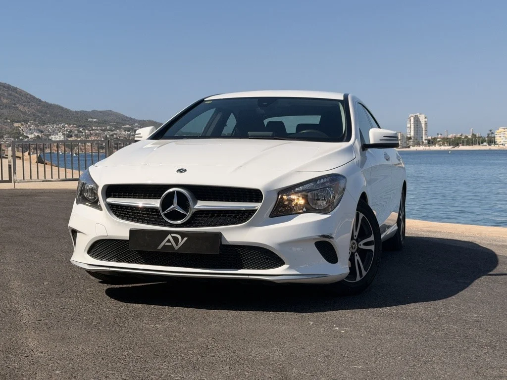 MERCEDES-BENZ Clase CLA CLA 180 7G-DCT