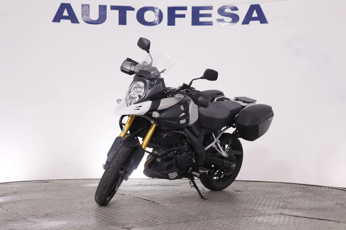Suzuki V-strom 1000 VSTROM 1000 ABS 100CV KIT MALETAS
