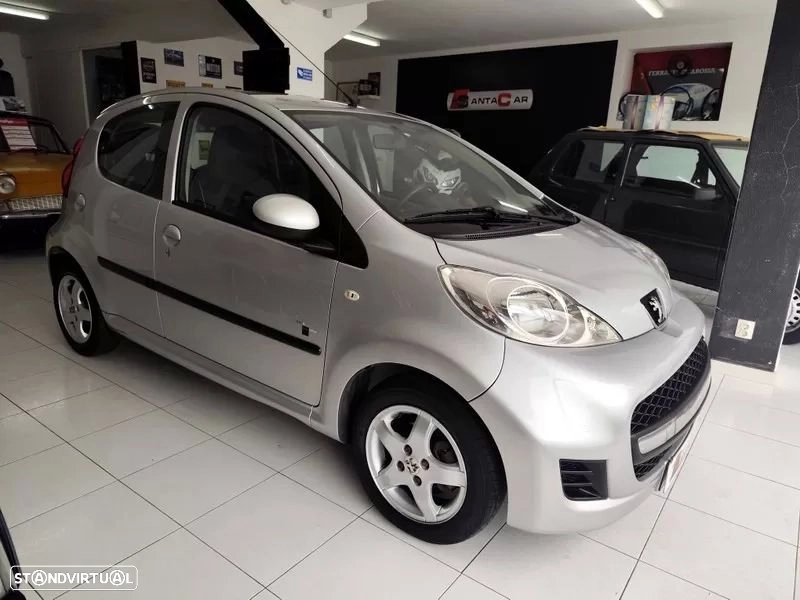 Peugeot 107 1.0 Black&Silver
