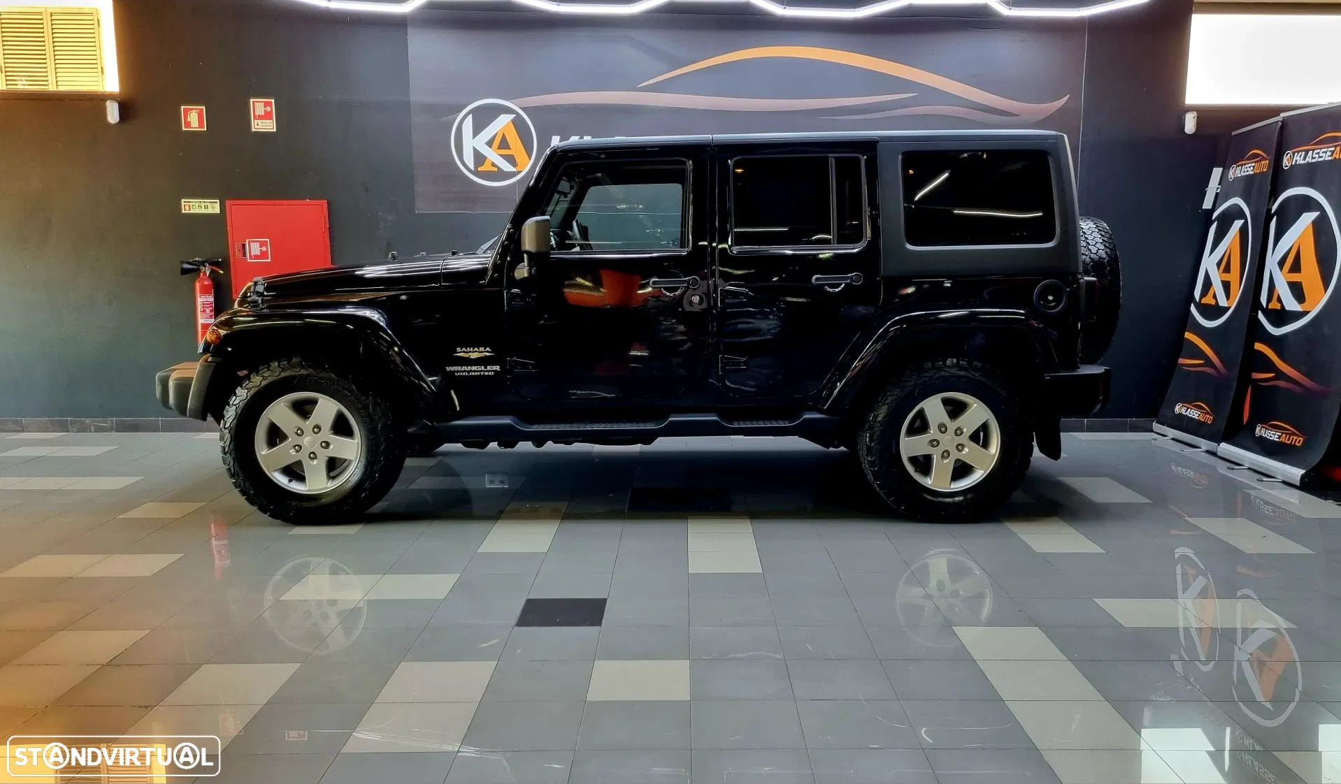 Jeep Wrangler Unlimited 2.8 CRD ATX Sahara Adventure Edition