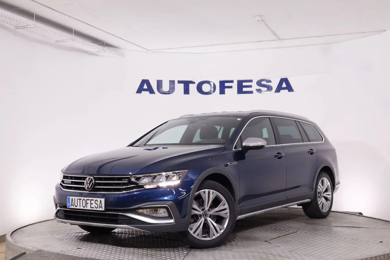 Volkswagen Passat Alltrack ALL TRACK 2.0 TDI 4MOTION DSG 200CV 5P # IVA DEDUCIBLE,NAVY,CAMARA TRASERA,PARKTRONIC