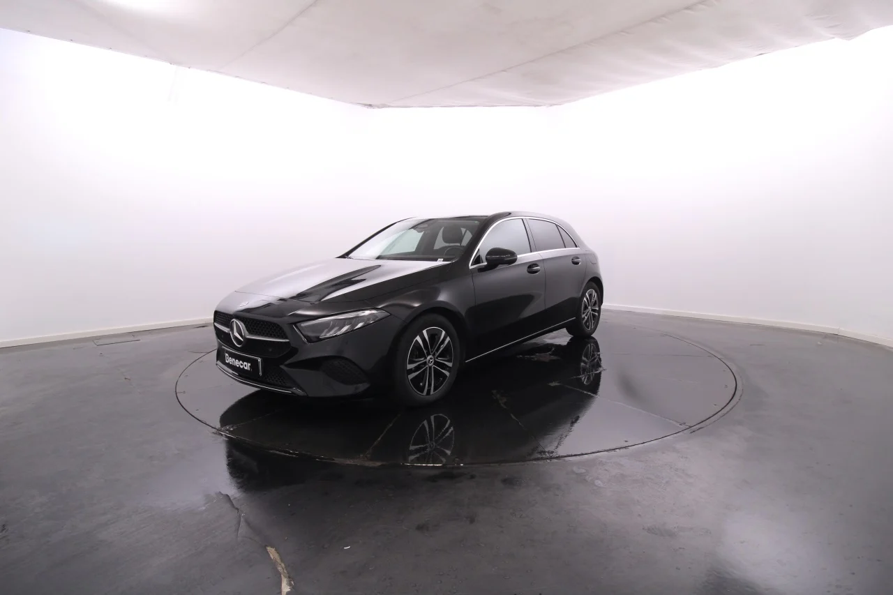 Mercedes-Benz Classe A - 200 Progressive Advanced Cx. Aut. / Vidros Escurecidos