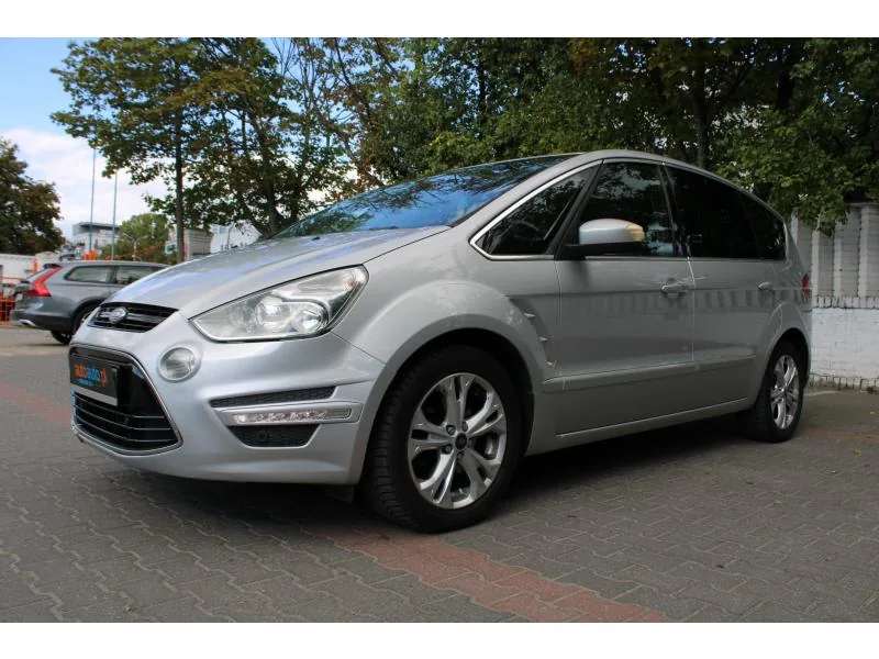 Ford S-MAX 2011
