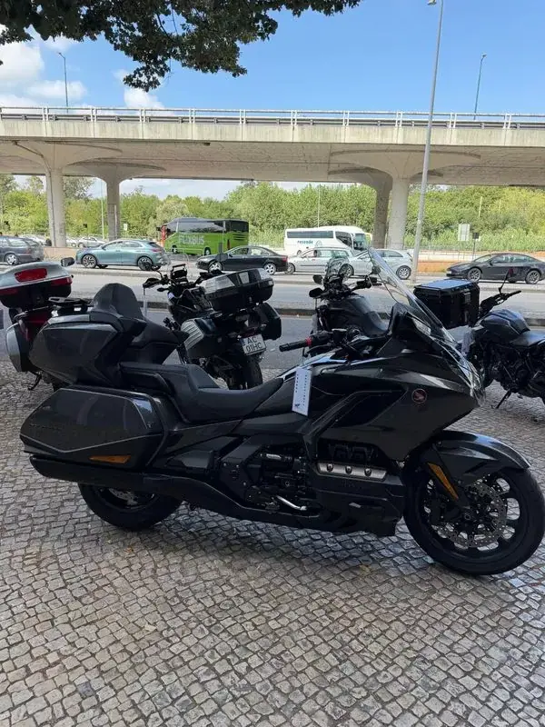Honda Gold Wing 2024 .