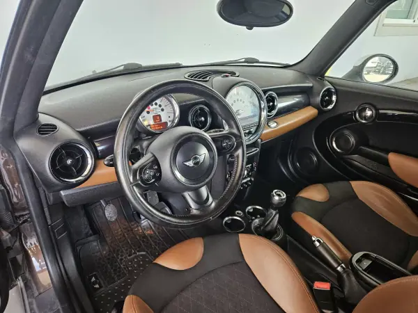 MINI Cooper 2012 other_Outro
