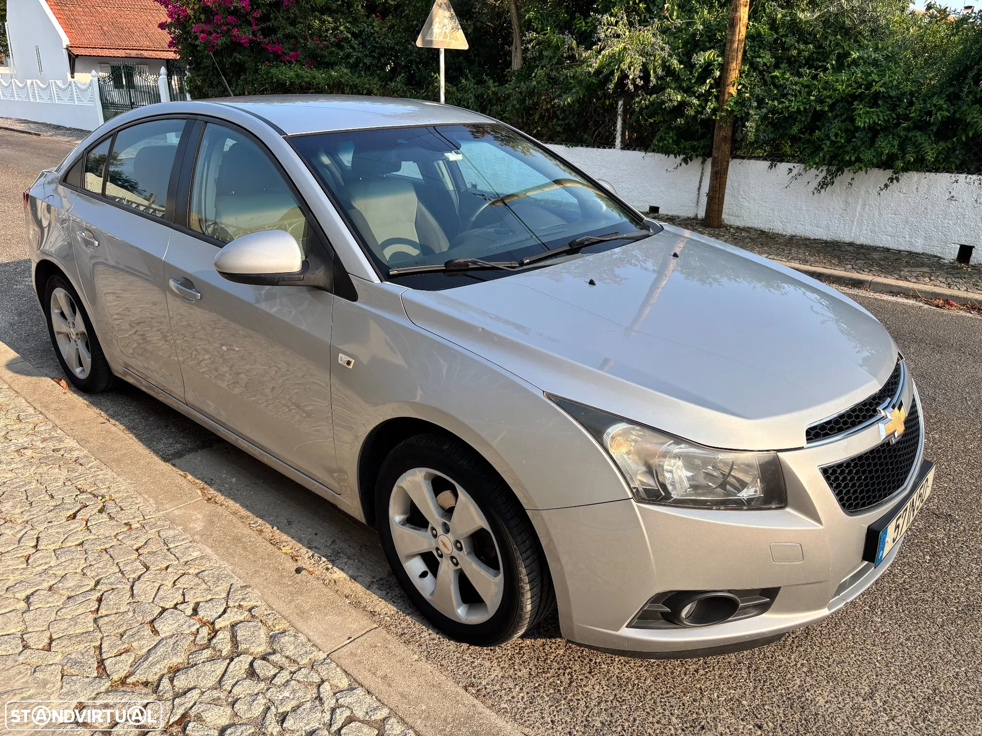 Chevrolet Cruze 1.6 LS