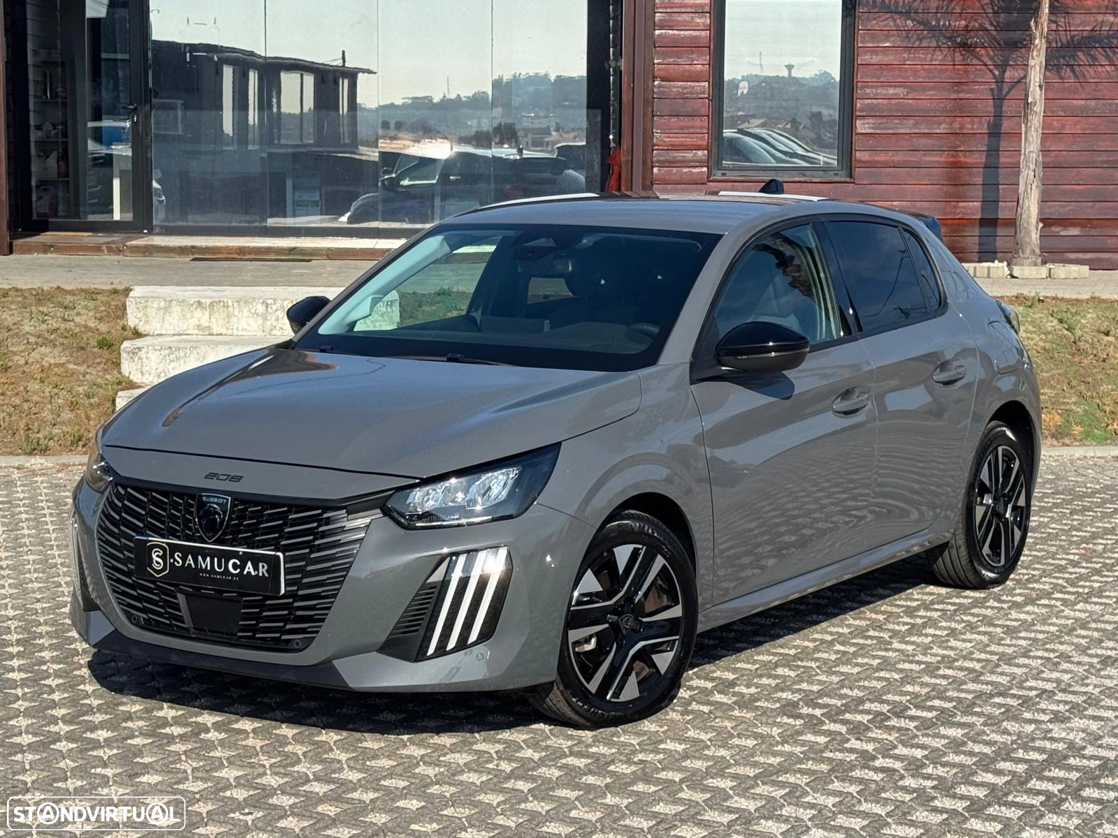 Peugeot 208 1.2 PureTech Allure EAT8