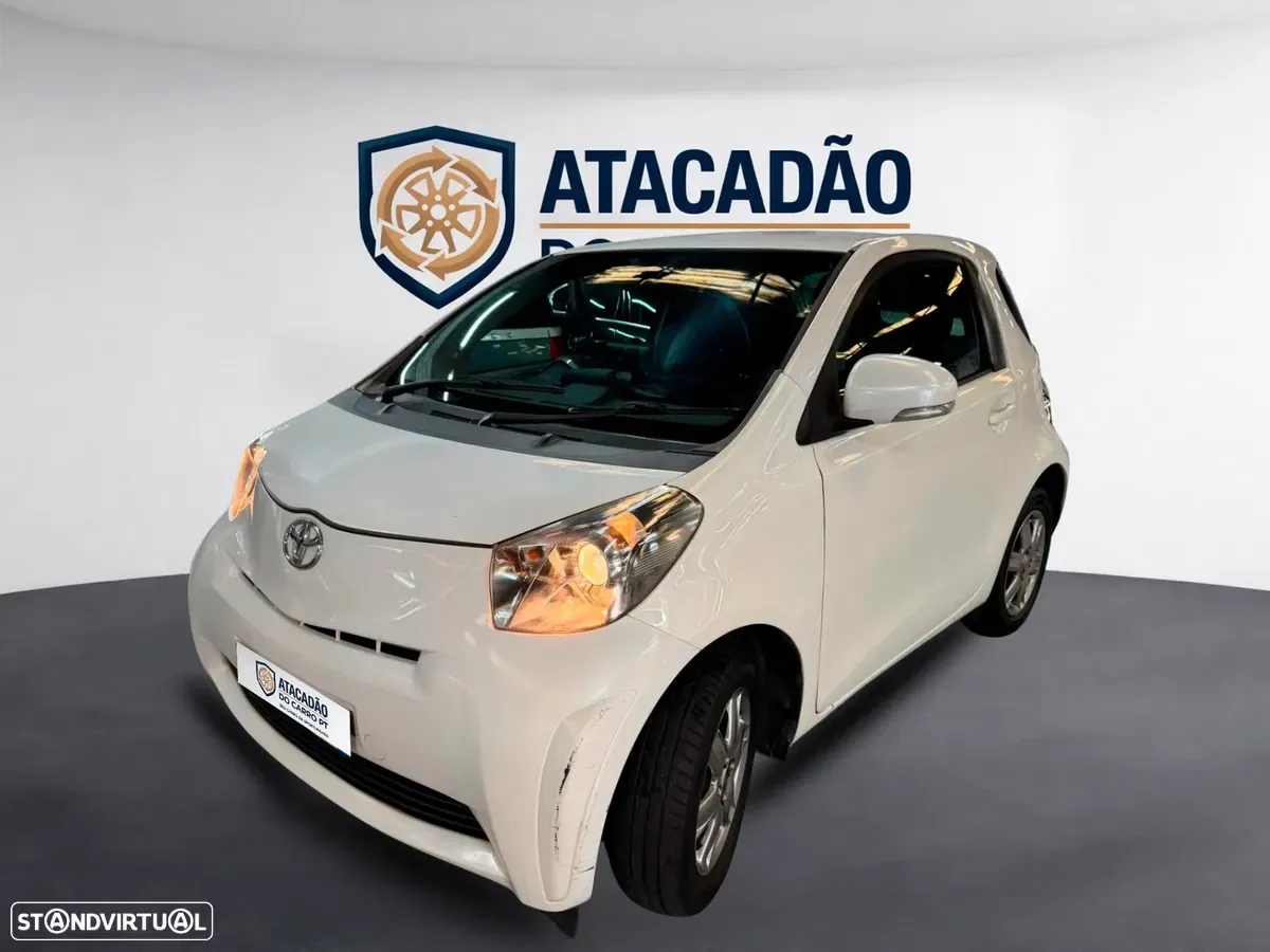 Toyota iQ
