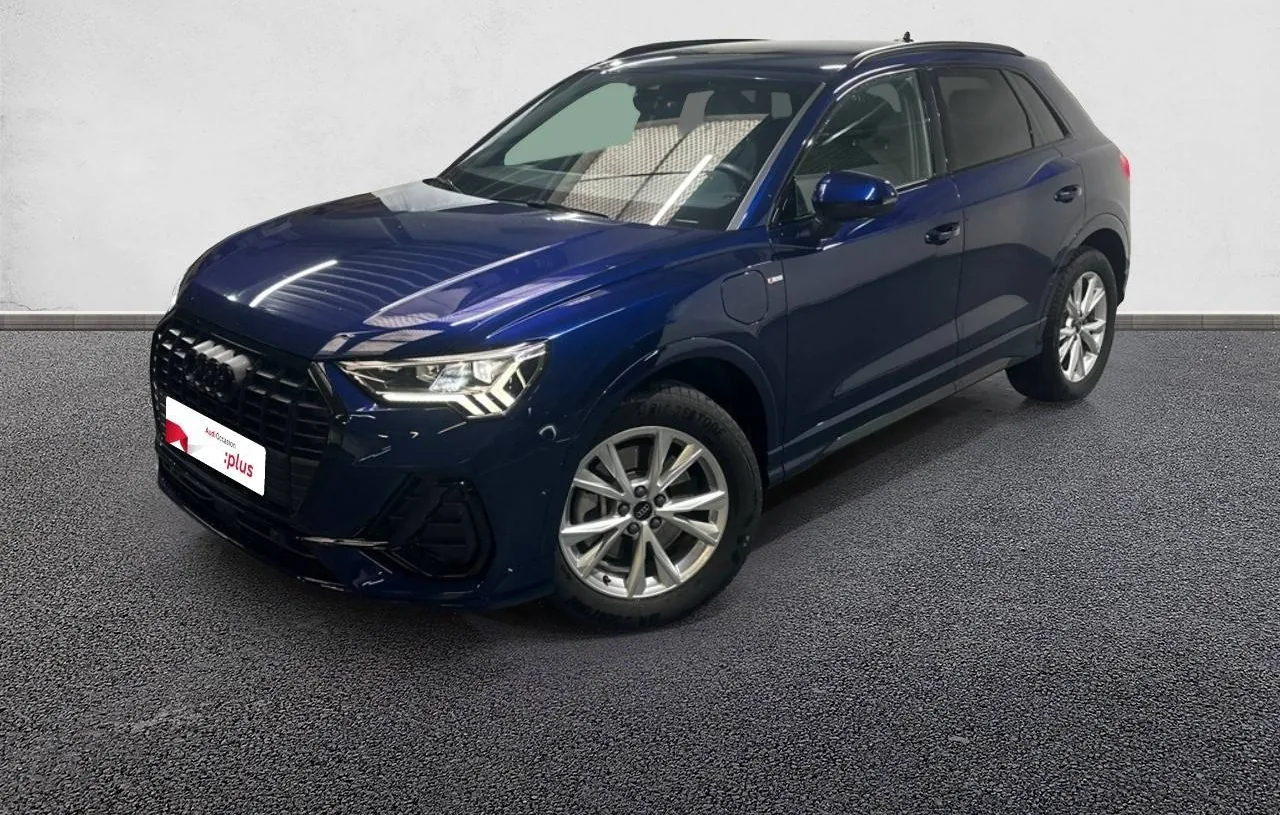 AUDI Q3 45 TFSIe 245 ch S tronic 6 S line