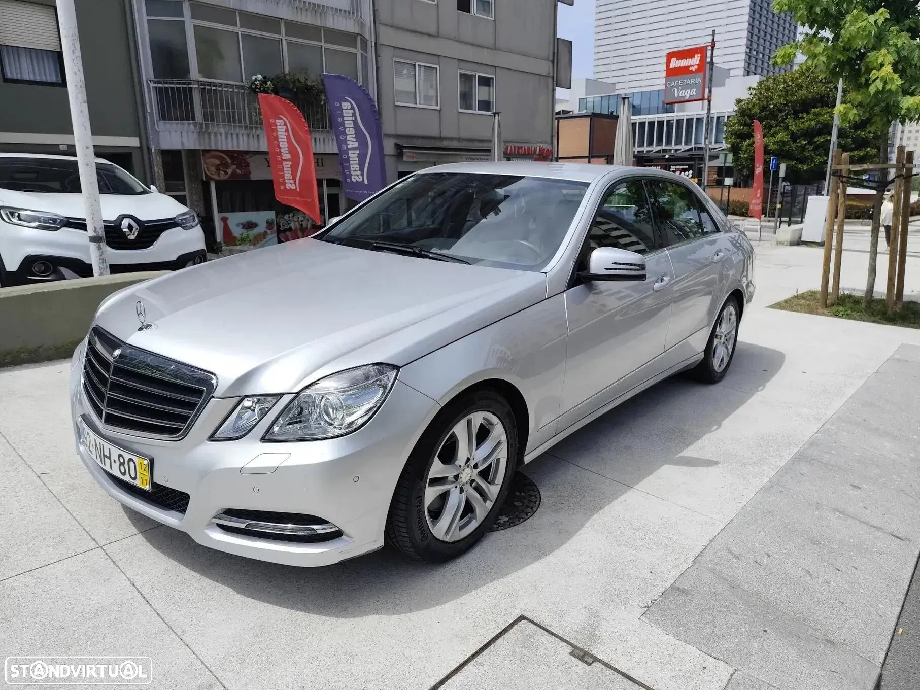 Mercedes-Benz E 300 BLUETEC Hybrid Avantgarde