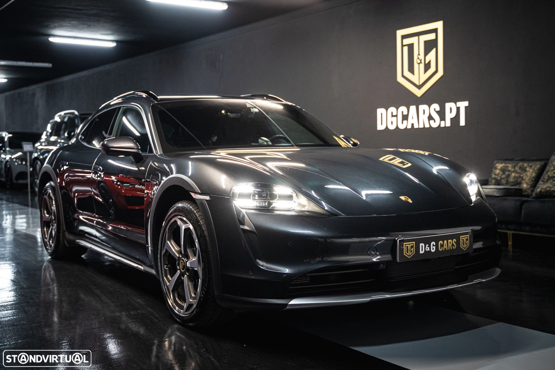 Porsche Taycan Cross Turismo 4