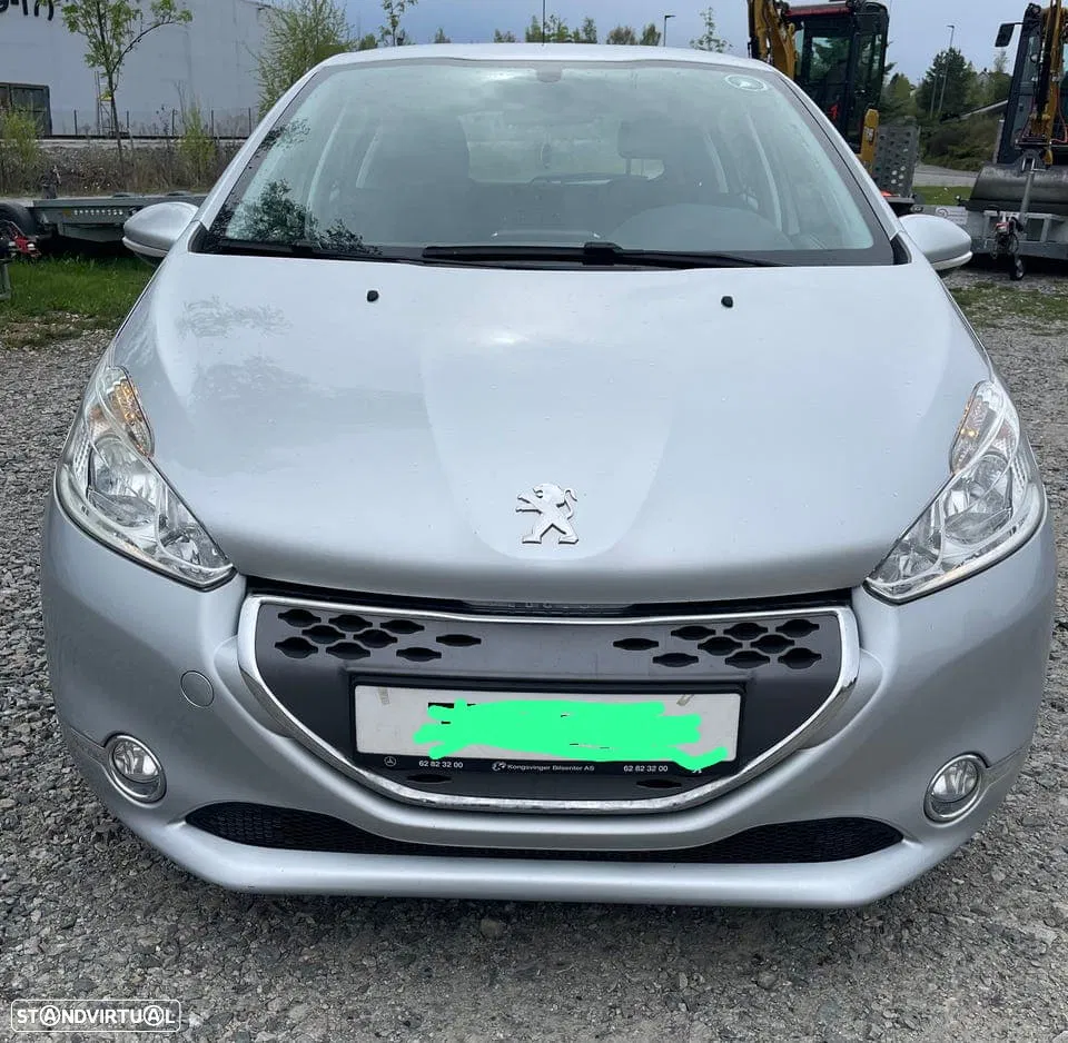 Peugeot 208