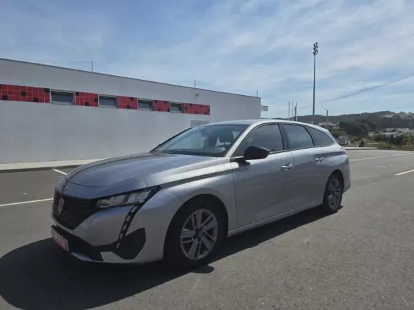 Peugeot 308 SW 2022 BlueHDi 130 Allure