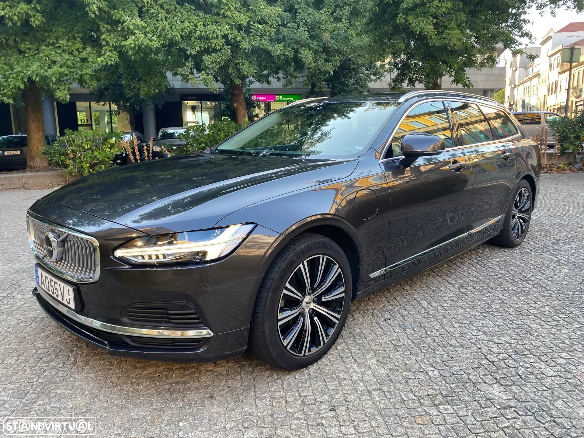 Volvo V90 2.0 T6 PHEV Inscription Expression AWD