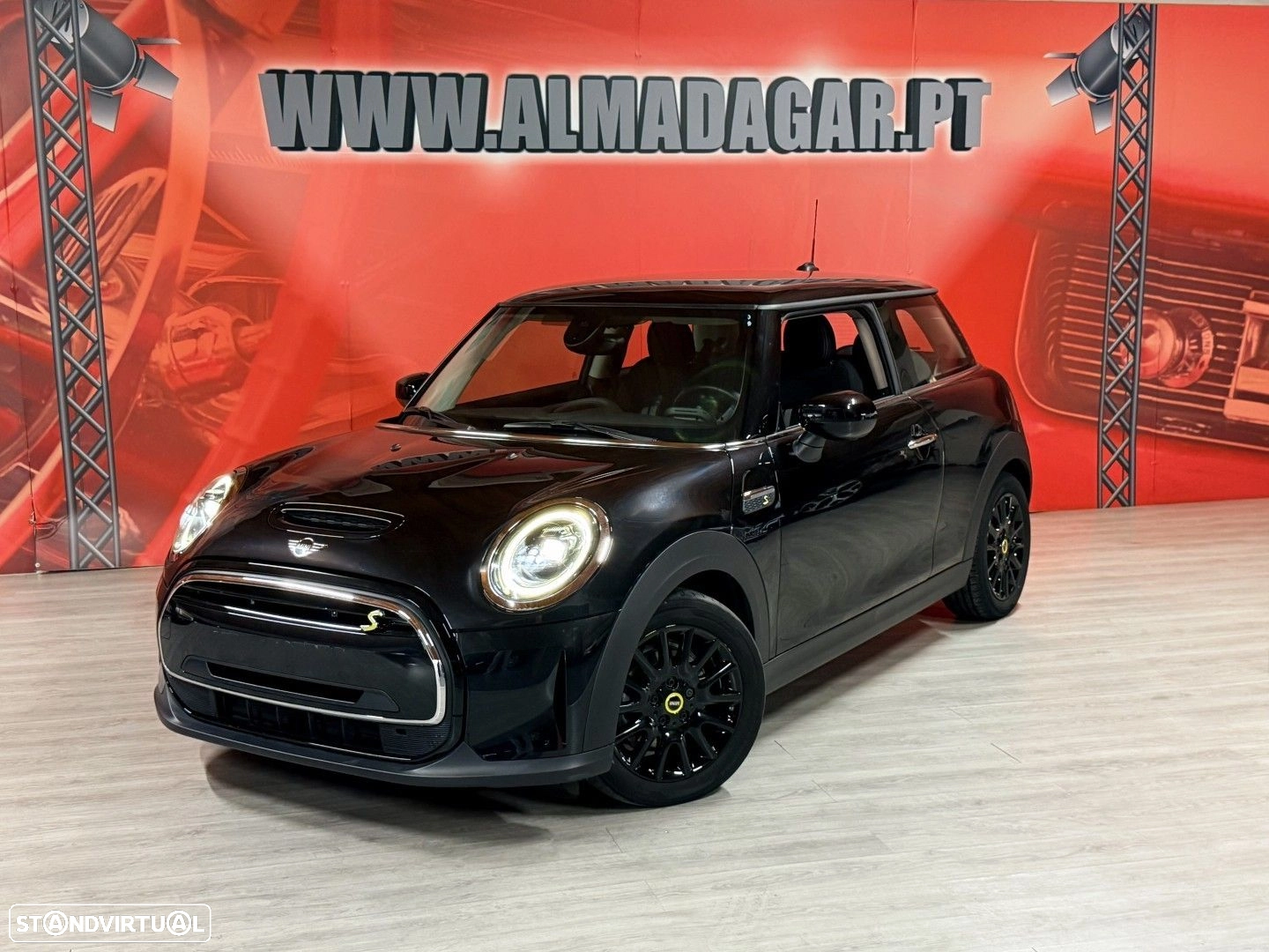 MINI 3 Portas Cooper SE Premium Essential