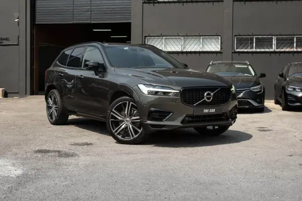 Volvo XC 60 2021 2.0 B5 R-Design