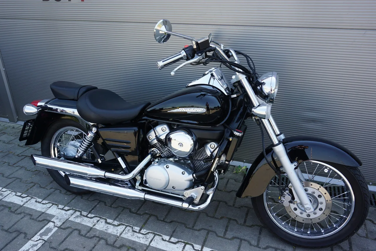 Honda Shadow 125 VT Silvertail