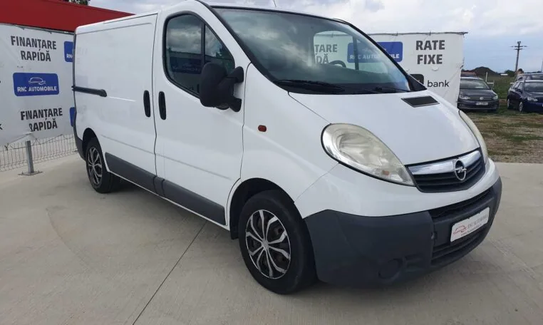 Opel Vivaro 2011