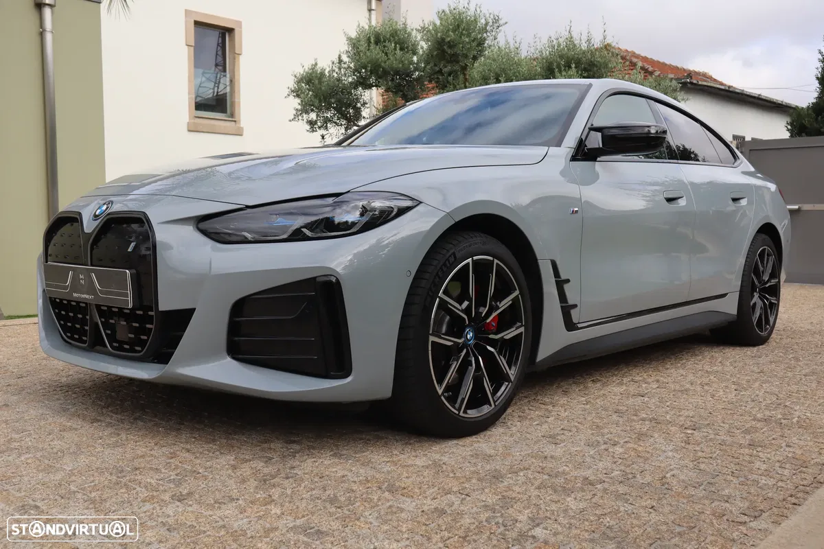 BMW i4 eDrive40 Pack Desportivo M Pro