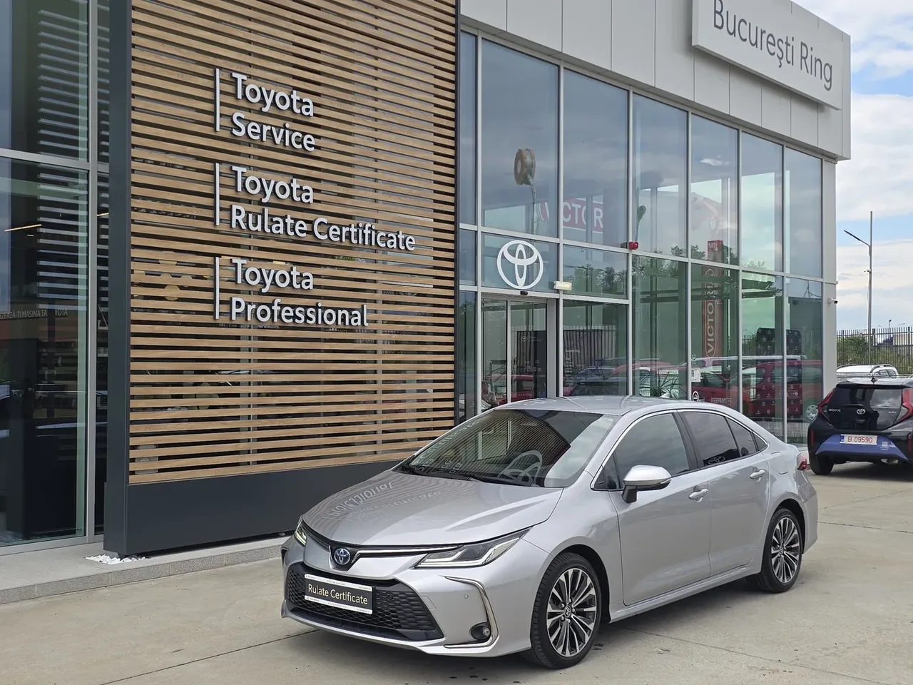 TOYOTA COROLLA HYBRID 1.8 – DYNAMIC