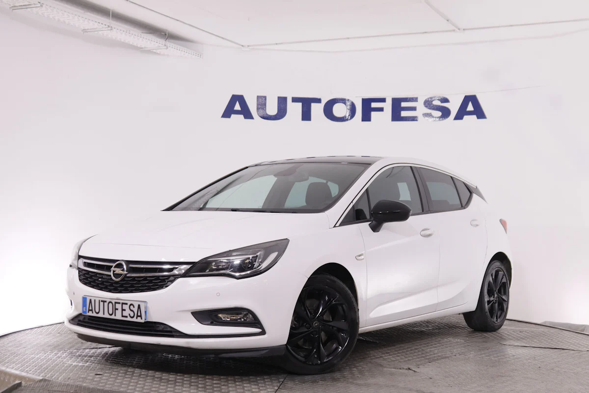 Opel Astra 1.6 CDTI BLACK EDITION PLUS AUTO 136CV 5P # PARKTRONIC,CAMRA TRASERA
