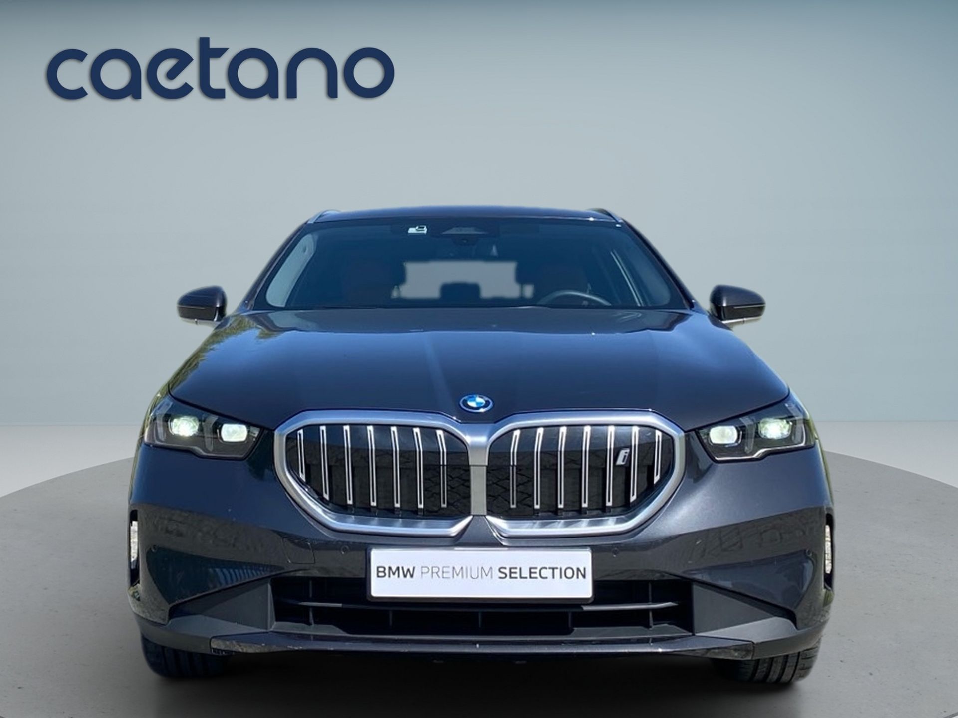 BMW i5